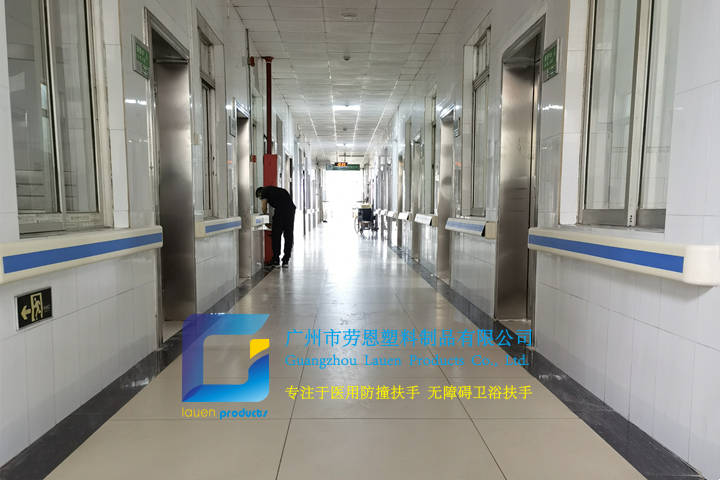 【廣東英德】想找質(zhì)量好的防撞扶手廠家報(bào)價嗎？趕緊看過來